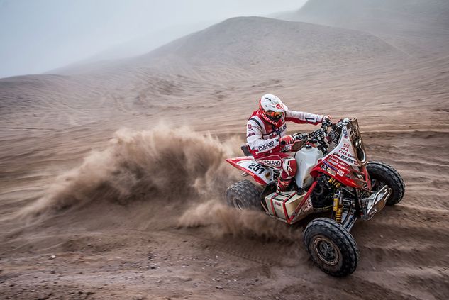 Rafał Sonik wrócił na fotel lidera Rajdu Dakar