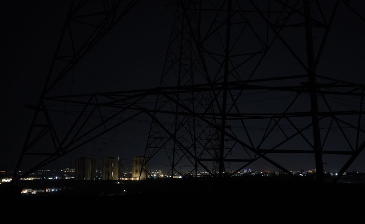 Na Zatokę padnie ciemność. Iran odgraża się Trumpowi po ultimatum