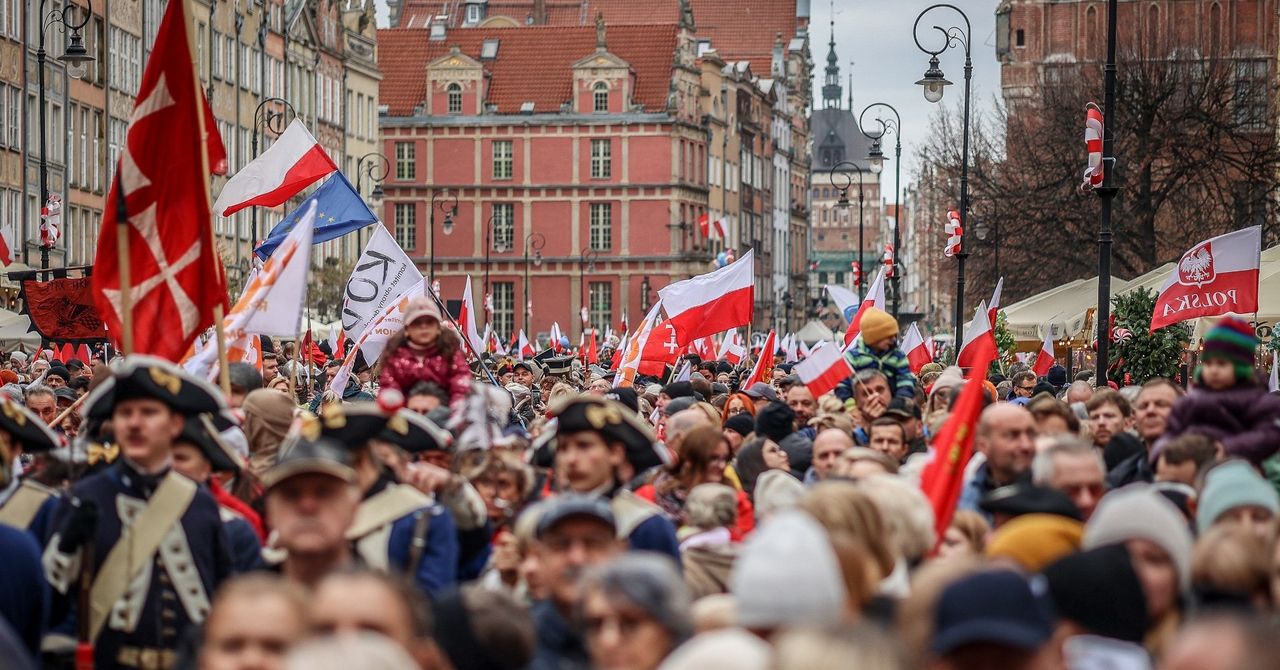 Gdańsk: Parada Niepodległości przeszła ulicami miasta