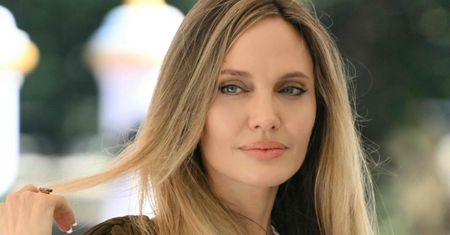 Sfotografowali ją w Wenecji. Gdy odwróciła się tyłem, zrobiła furorę