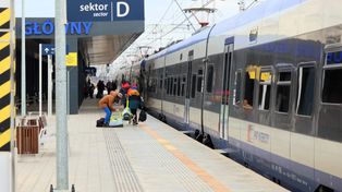 Coraz mniej miejsc w pociągach ze Słupska. Pierwszy weekend wakacji cieszy się ogromnym zainteresowaniem podróżnych