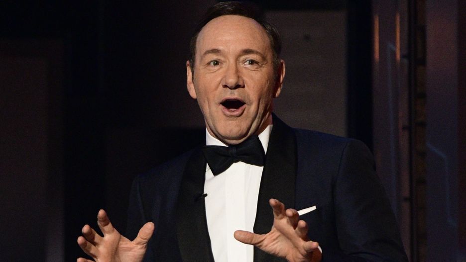 Kevin Spacey wygnany z Hollywood, ale tylko trochę