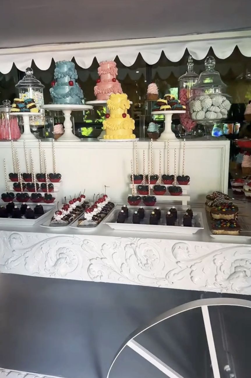 Kourtney Kardashian wyprawiła bajkowe baby shower