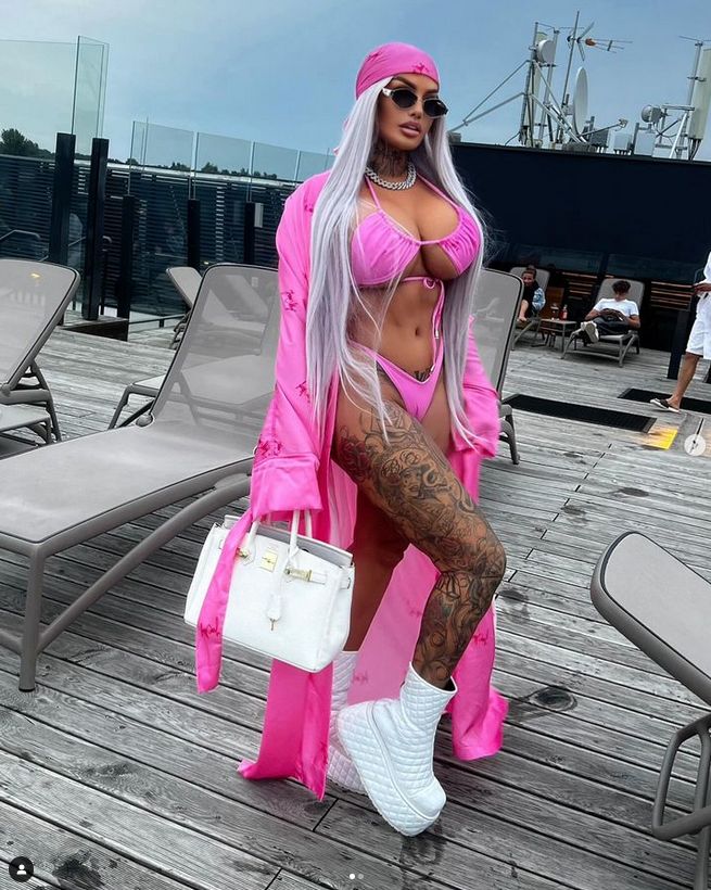 Laluna Unique pozuje w bikini i rozlicza się z hejterami