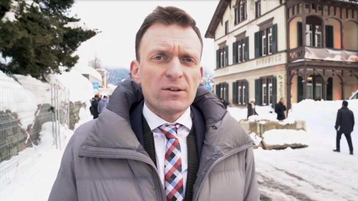 Na Światowe Forum Ekonomiczne w Szwajcarii zjeżdżają się biznesmeni, milionerzy i ważni, światowi politycy.