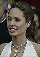 Angelina Jolie najlepsza do całowania