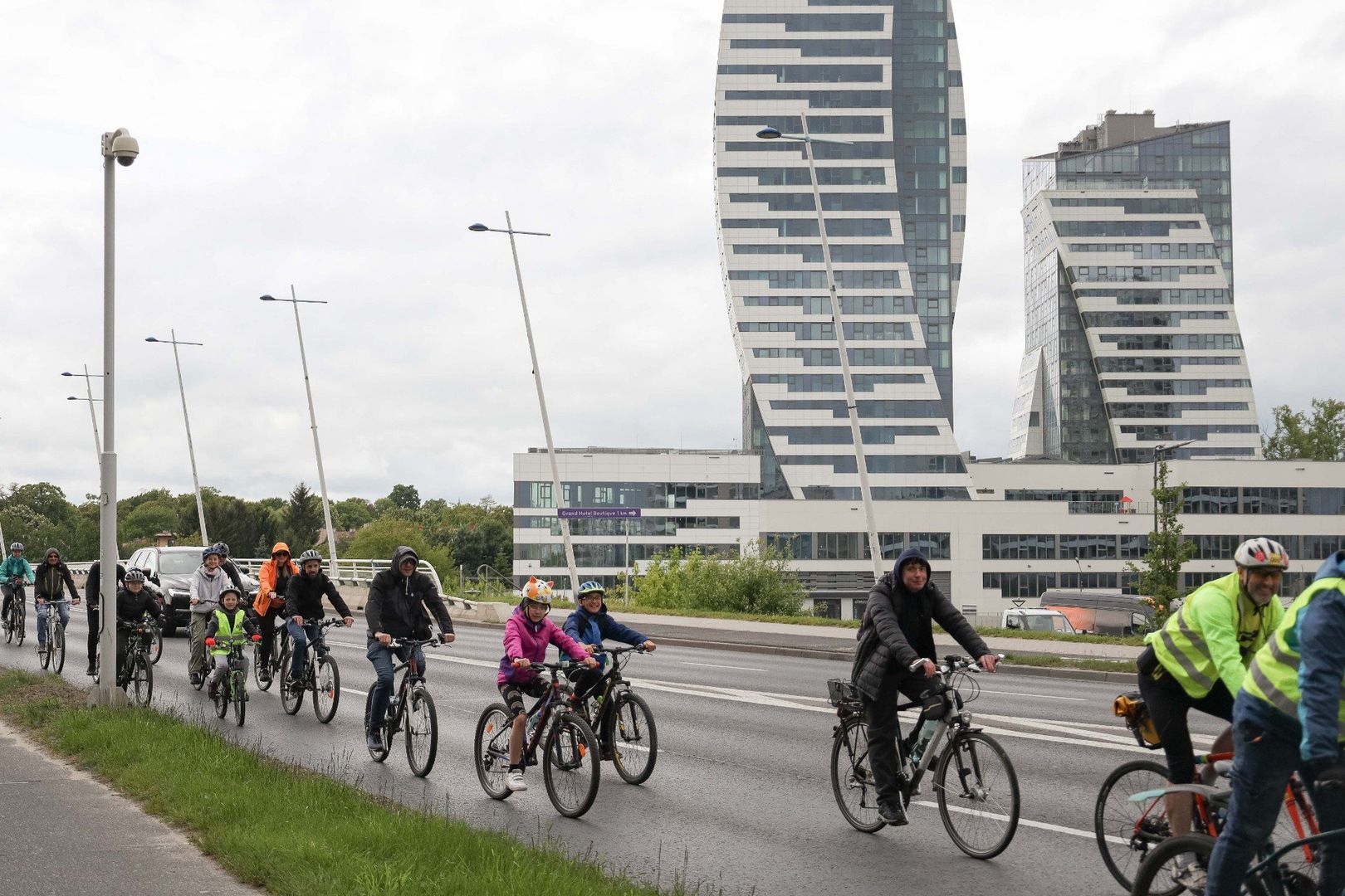 Tradycyjnie zbiórka rowerzystów nastąpiła na rzeszowskim Rynku