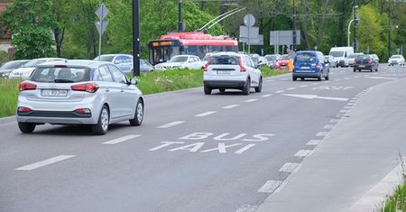 Buspas na Męczenników Majdanka dla wszystkich kierowców? Radny prosi, a urzędnicy twierdzą, że mają związane ręce