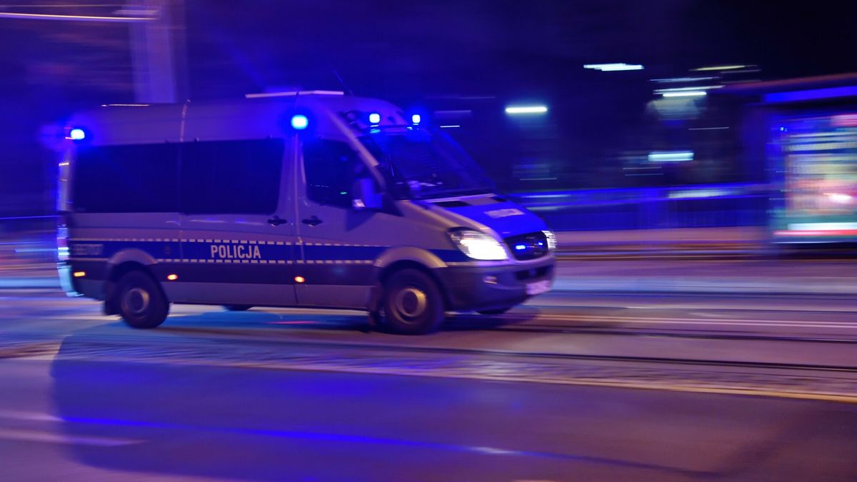 Stock Bart?omiej Magierowski
Fot. Bartlomiej Magierowski/EastNews. Wroclaw 11.11.2021. Dodatkowe sily policyjne w Swieto Niepodleglosci. N/z: radiowoz prewencji.
Bartlomiej Magierowski