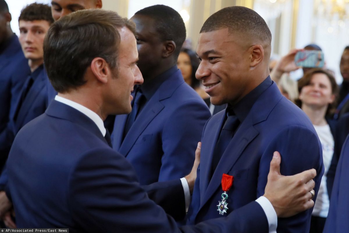 Emmanuel Macron i Kylian Mbappe (AP Photo/Francois Mori, pool), APTOPIX
AP