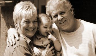 Dzień babci i dziadka w sieci. Laurki rządzą