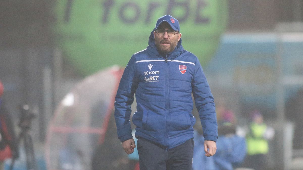 WP SportoweFakty / Tomasz Kudala / Na zdjęciu: Marek Papszun