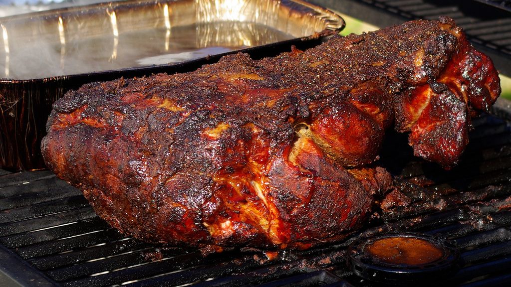 Pieczona łopatka wieprzowa bez kości i tłuszczu