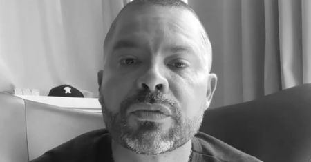 Tragiczna śmierć 45-letniego influencera. Zmarł podczas robienia tatuażu