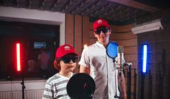 Koral hip-hopową piosenką świętuje 40-lecie marki