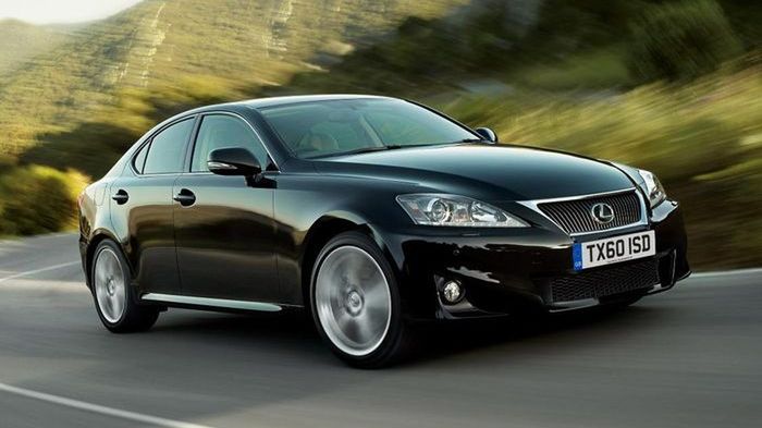 Lexus IS
