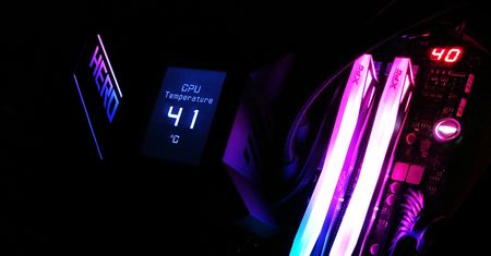 MSI MPG CoreLiquid K360 - to się nazywa AiO na wypasie