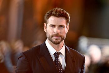 Był mężem Miley Cyrus. Liam Hemsworth zaręczył się z Gabriellą Brooks