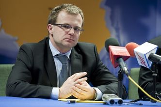 Kotecki: W tym roku deficyt nie spadnie poniżej 3 procent PKB