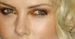 Charlize Theron: Dorastałam w biedzie