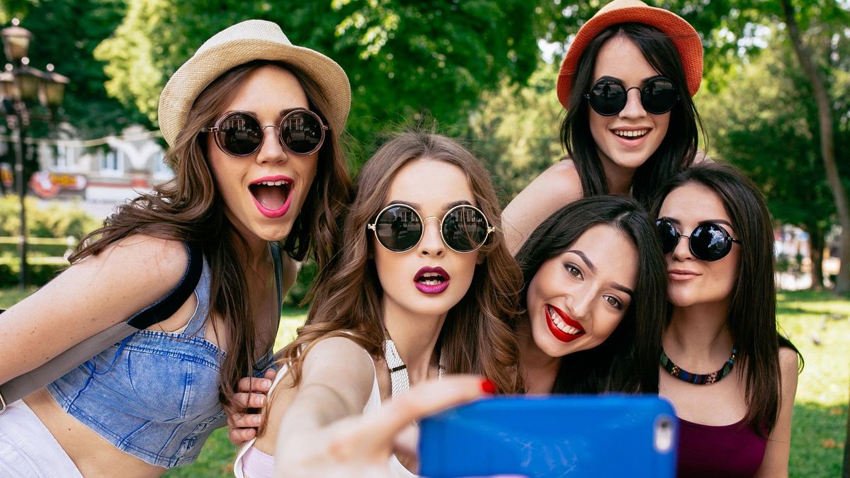 Zbyt ciasne ubrania powodują dolegliwości zdrowotne w przyszłości