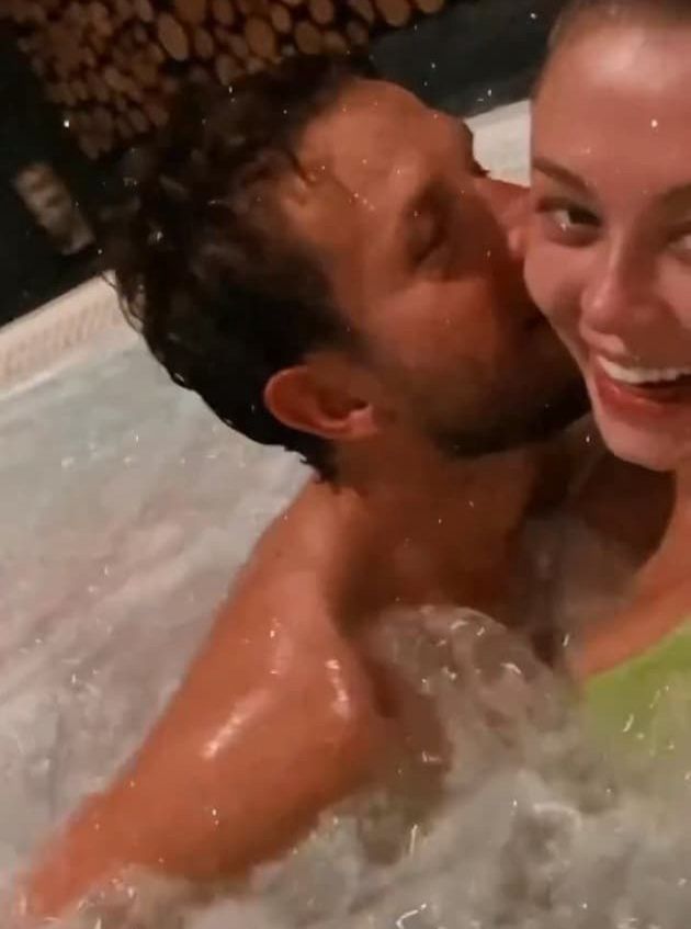 Joanna Opozda i Antoni Królikowski w jacuzzi