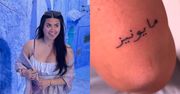 Zrobiła sobie tatuaż w nieznanym jej języku. Teraz jest pośmiewiskiem internautów: "Chyba bym umarła" (WIDEO)