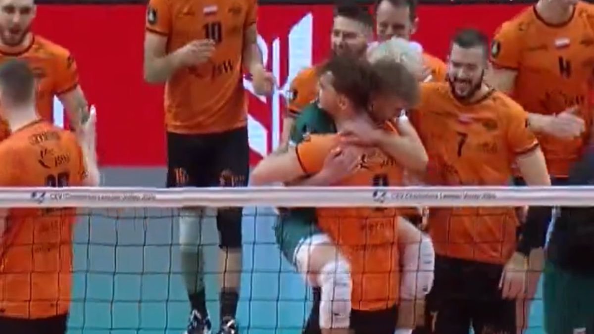 Twitter / Polsat Sport / Siatkarze Jastrzębskiego Węgla po awansie do finału Ligi Mistrzów