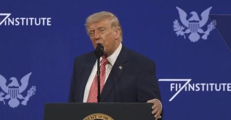 Kuriozalne słowa Trumpa. "Możecie pytać mnie o wszystko"