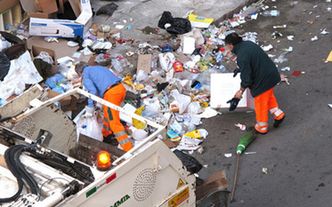 Palermo tonie w śmieciach. Alarmujący raport