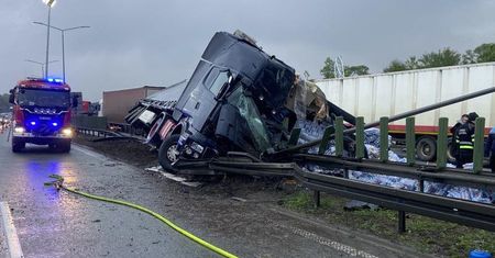 Szykuje się paraliż Krakowa. Poważny wypadek na A4
