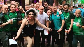 Futbol LGBT. Nieważne kogo kochasz. Ważne, że kochasz futbol. Village Manchester Football Club