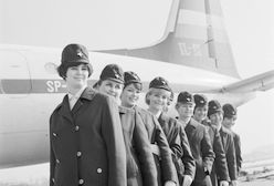 Podniebne anioły. Stewardesy w PRL-u i dziś