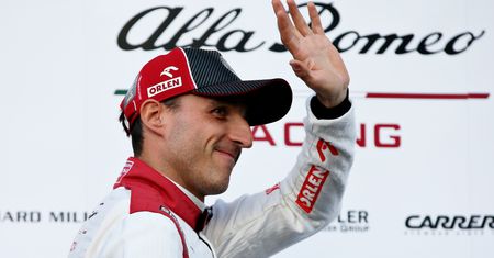 Robert Kubica znów będzie się ścigał. Podpisał kontrakt na cały sezon