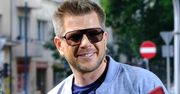 Filip Chajzer PRZYŁAPANY na amorach. Nowa dziewczyna gwiazdora łudząco przypomina poprzednie
