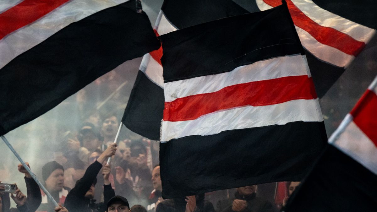 Getty Images /  Marcin Golba/NurPhoto / Na zdjęciu: kibice Polonii Warszawa