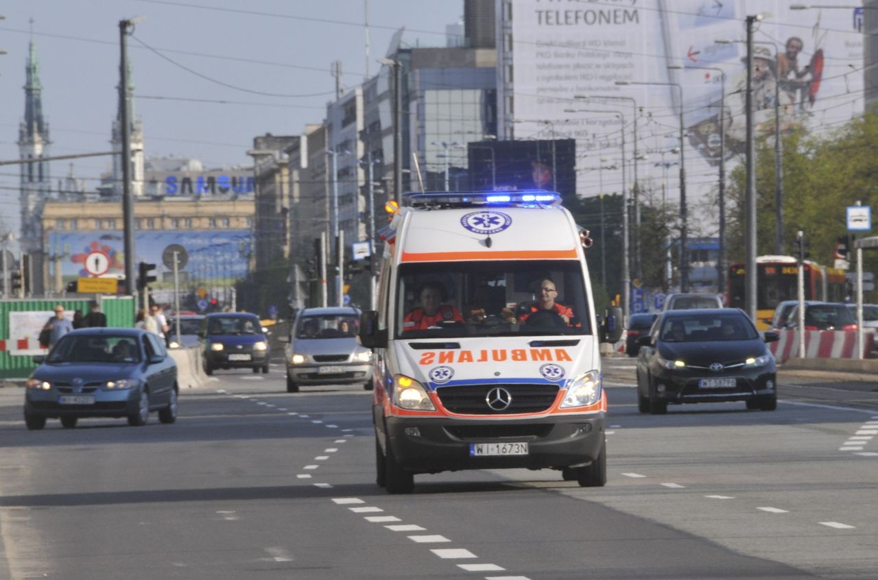 Warszawa. Wypadek na Puławskiej. Trzyletnie dziecko pod kołami auta