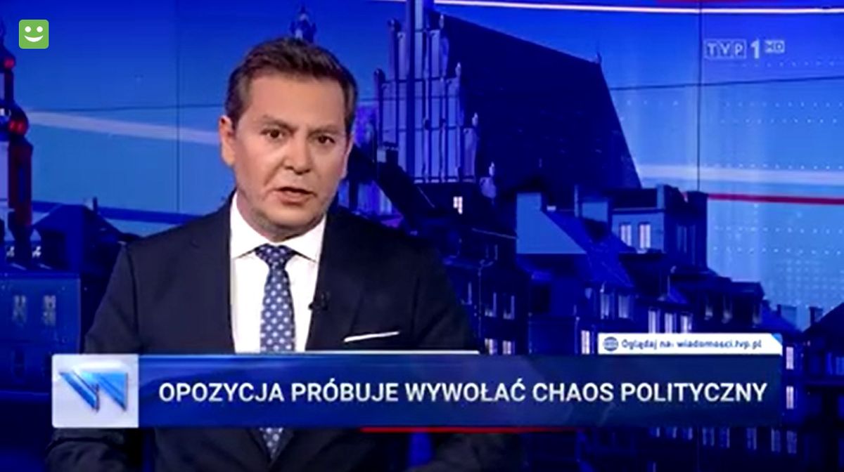 "Wiadomości" TVP 11 maja 2020. Na zdjęciu Michał Adamczyk