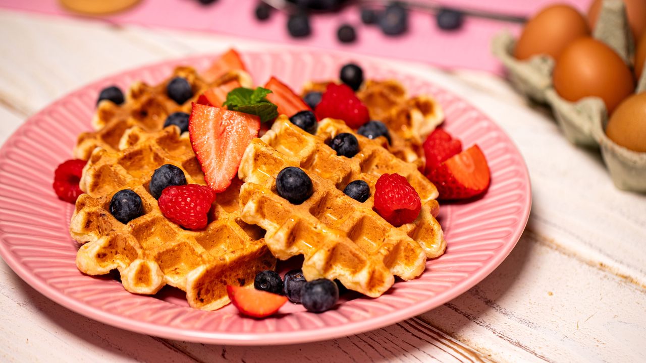 Healthy curd cheese waffles: Protein-packed indulgence