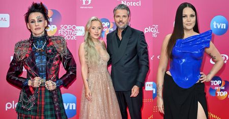Gwiazdy meldują się na ściance podczas Top of the Top Sopot Festival: Agnieszka Chylińska, posągowa Dominika Gawęda, Sandra Hajduk jak księżniczka (ZDJĘCIA)