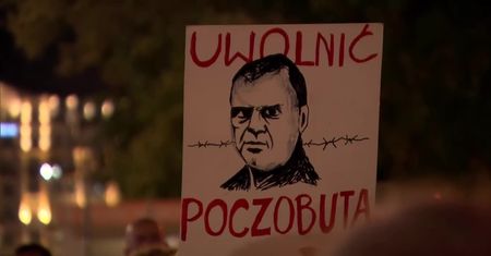 Warszawski wiec poparcia dla Andrzeja Poczobuta