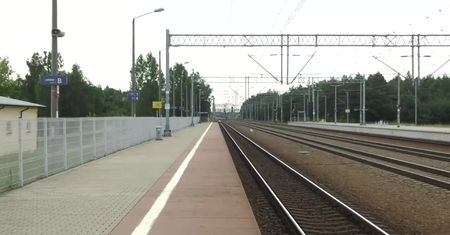 7-latek wysiadł z pociągu, a jego babcia pojechała dalej. Chłopiec został odnaleziony przez Straż Ochrony Kolei