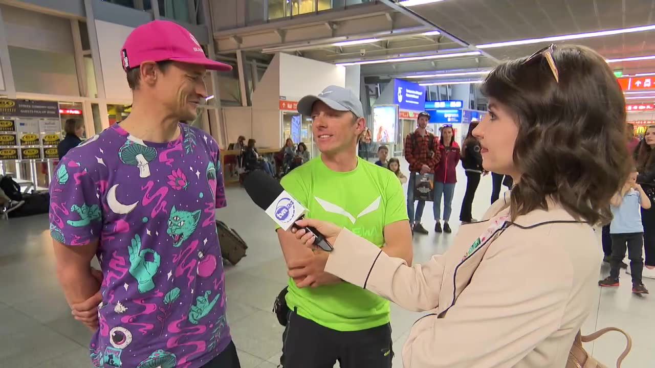 Adam Bielecki i Mariusz Hatala wrócili do Polski z Nepalu. Podczas wyprawy uratowali indyjskiego himalaistę