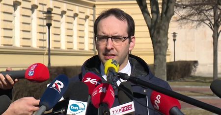 Polska wydala 45 rosyjskich dyplomatów, którzy mieli prowadzić “działalność wywiadowczą”