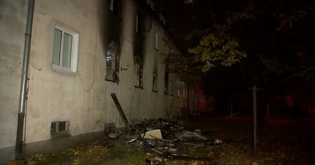 Zginęło dziecko, dwie osoby w szpitalu. Nocny pożar kamienicy w Poznaniu.