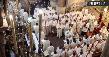 Tradycyjny obrzęd umywania nóg odbył się w Bazylice Grobu Pańskiego w Jerozolimie
