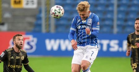 Kuriozalny gol rozstrzygnął hit kolejki. Legia Warszawa wygrała na wyjeździe z Lechem Poznań 1:0