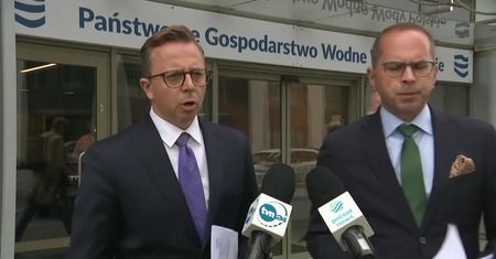“Mamy wrażenie, że katastrofa się powtórzy”. Posłowie KO wznawiają kontrolę poselską ws. sytuacji na Odrze