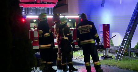 Potężna nawałnica w województwie opolskim. Podtopienia, żywioł łamał drzewa i zrywał dachy