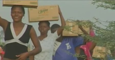 Korupcja na Haiti - muszą dawać łapówki, by zjeść